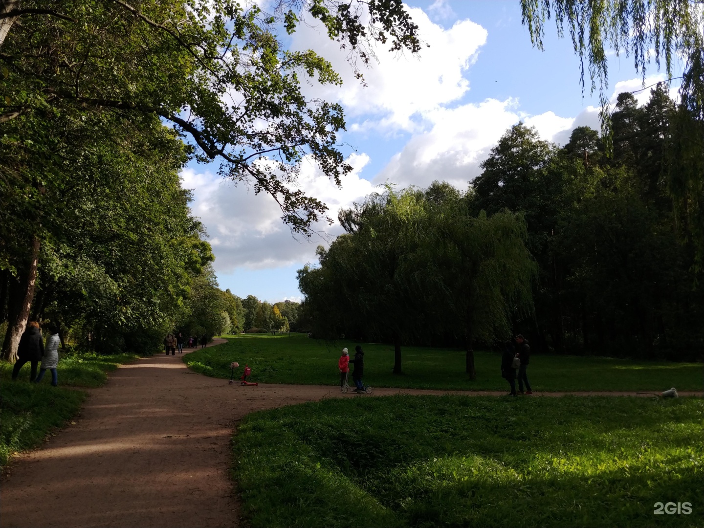 удельный парк в петербурге