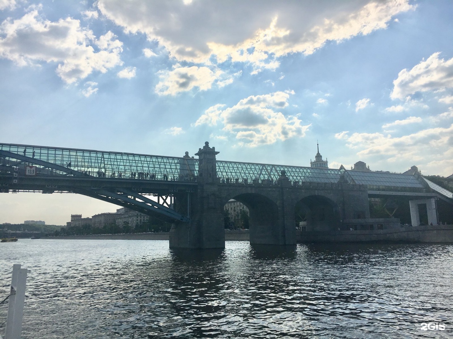 пушкинский мост в москве