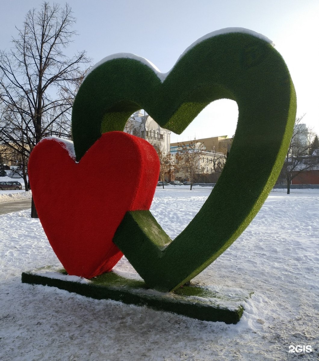 Скульптура сердце Екатеринбург