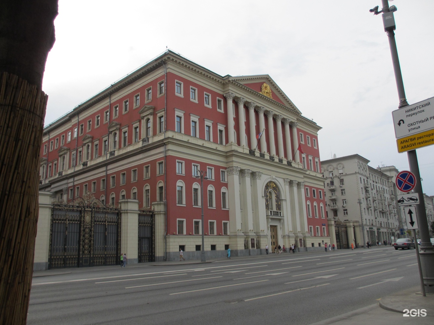 Правительство москвы тверская. Тверская 13 Москва. Тверская 13 СПБ. Москва, ул. Тверская, 13. Тверская 13 графично.