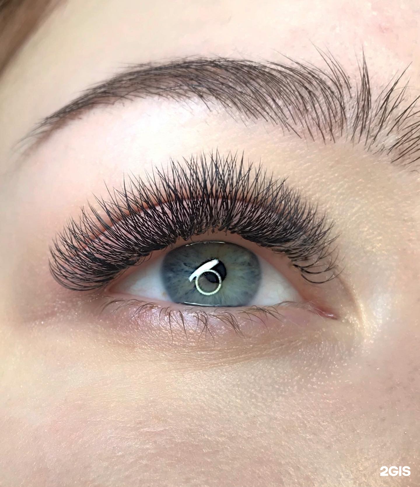 Lash art, санкт-петербург. глаз арт наращивание ресниц. арт lash. ресницы черно белые. логотип студии по наращиванию ресниц.