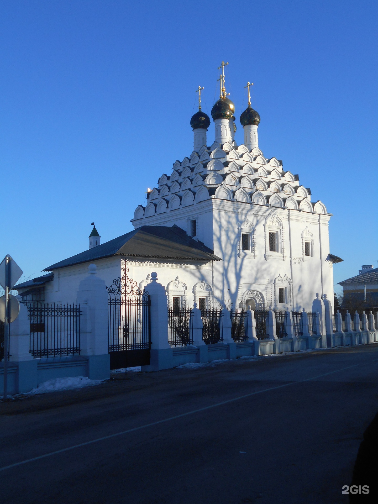 Где находится храм николы на посаде. Храм Николы на Посаде Коломна. Храм Николы на Посаде (Коломна) колокольня. Коломна Церковь рядом с музеем пастилы Никола на Посаде. Храм Николы на всосе.