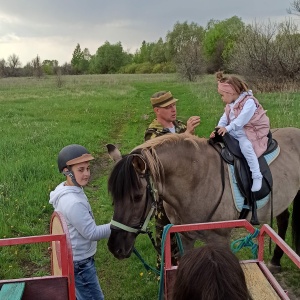 Фото от владельца Лошадиное царство на Ранчо, конный клуб