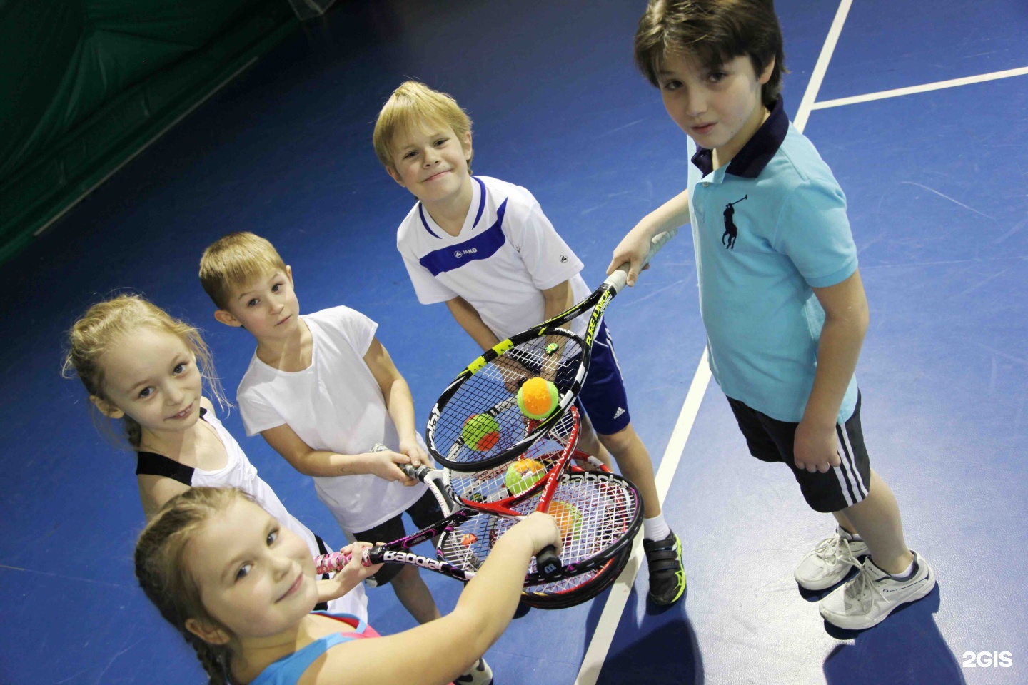Представляем спортивную школу. Спортивные дети. Детская спортивная школа. Детские спортивные секции. Занятием тенниса для детей.