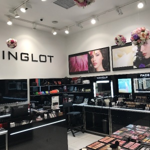 Фото от владельца INGLOT, магазин профессиональной косметики