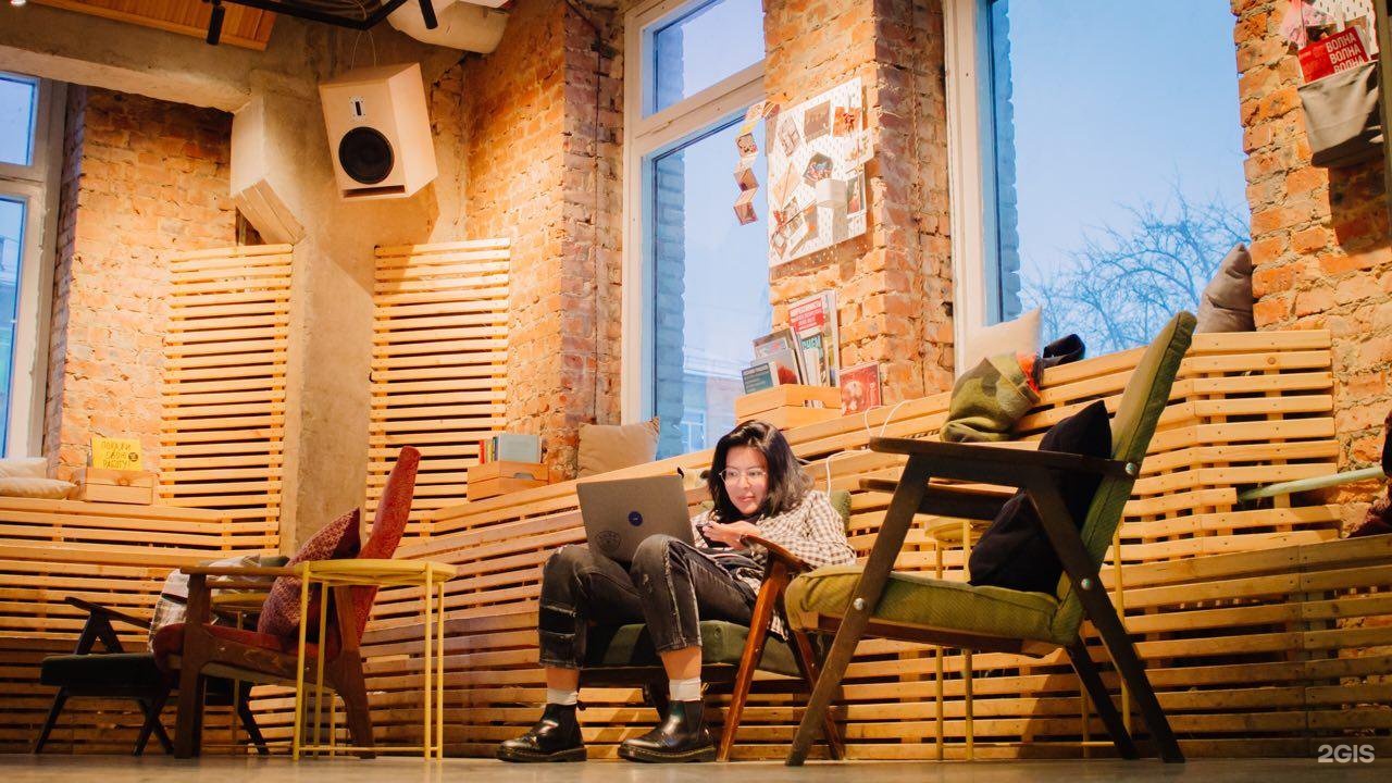 Фридриха энгельса 70 тула концерт холл. Типография тула клуб. Фридриха энгельса 70 тула. Типография тула кафе. Культурный центр типография тула.