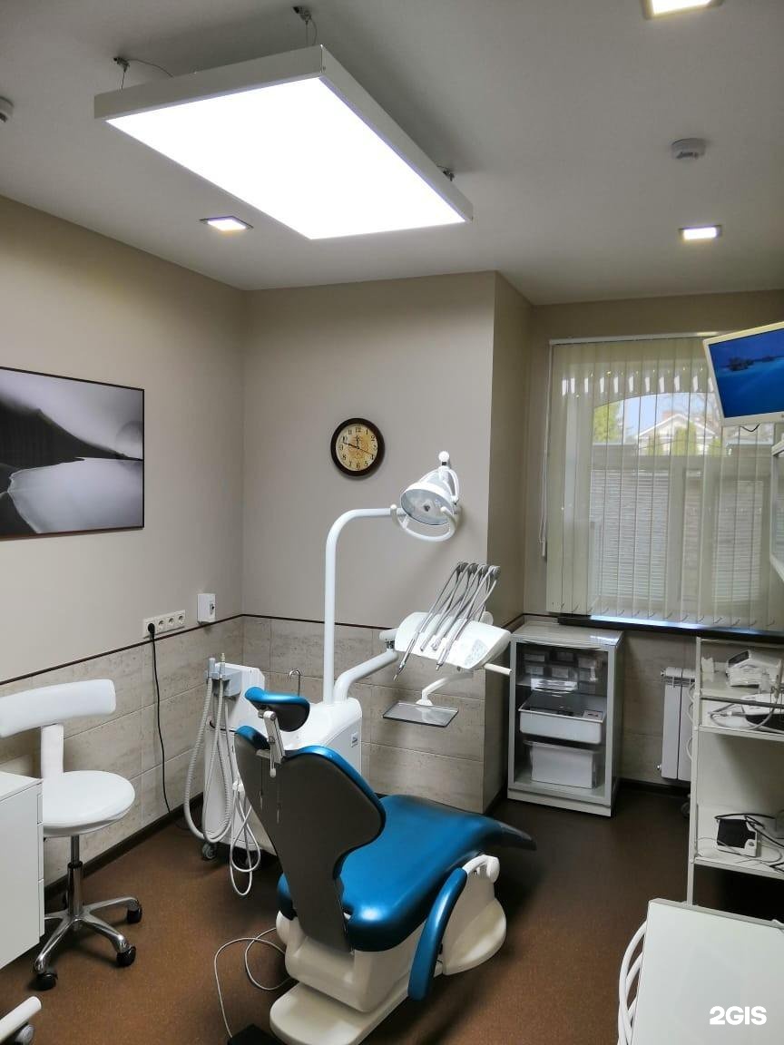 а-стом псков. псков клиники отзывы. псков клиники отзывы. псков красных партизан 9 а фото. стоматология а стом псков.