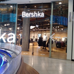 Фото от владельца Bershka, сеть магазинов одежды и обуви