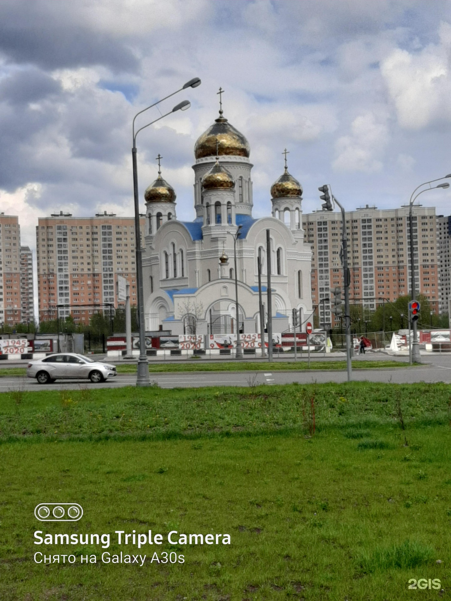 проспект защитников москвы на