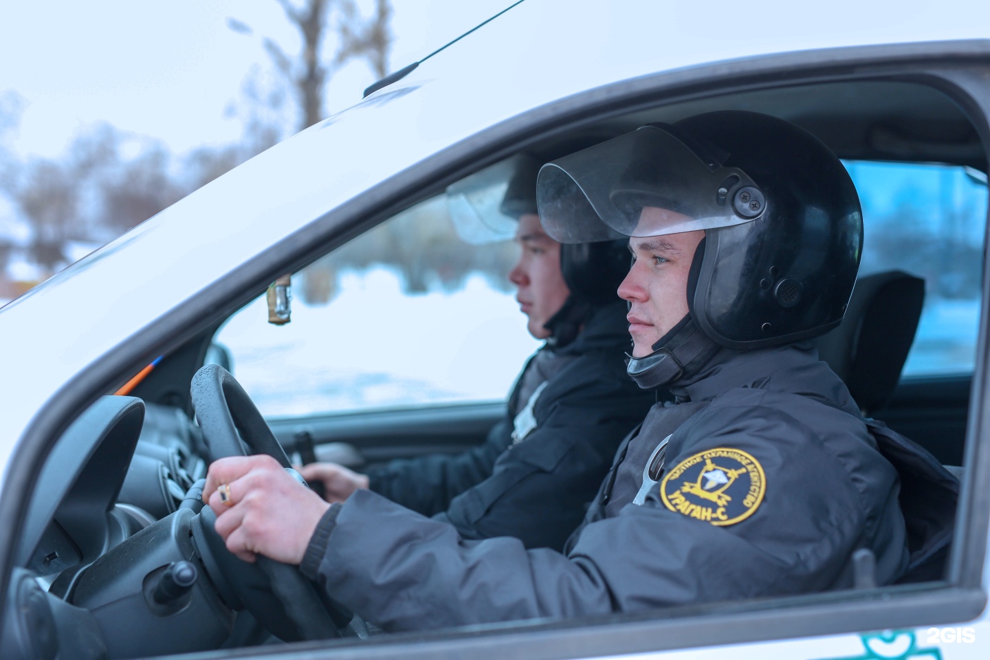 Безопасность к красноярск. Ураган охрана Красноярск. Автошкола ураган в Красноярске. Вызов ГБР Дельта.