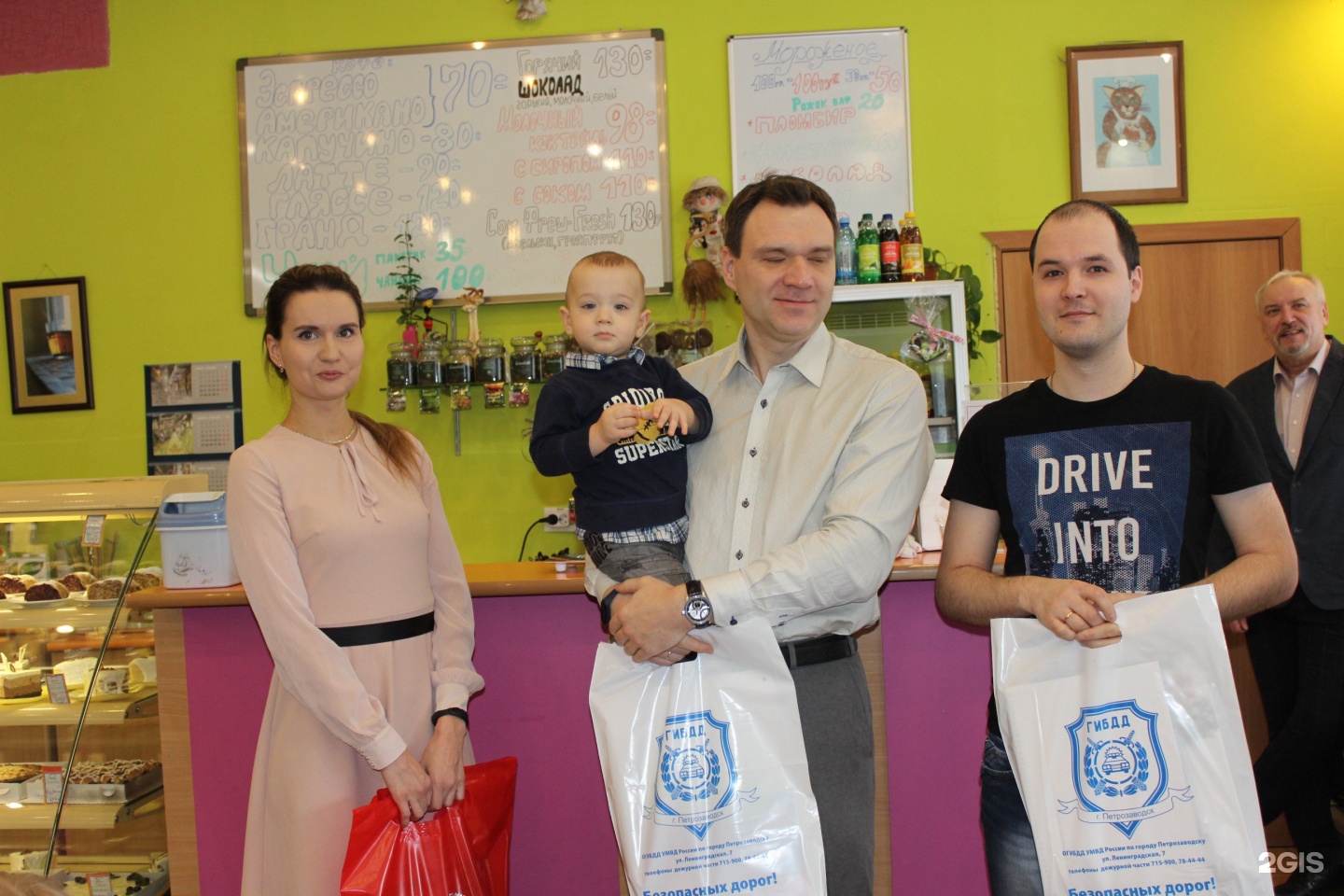 петрозаводск дети на уроке республика. детская площадка петрозаводск у сампо. дети птз. детская площадка каравелла петрозаводск. дети птз.