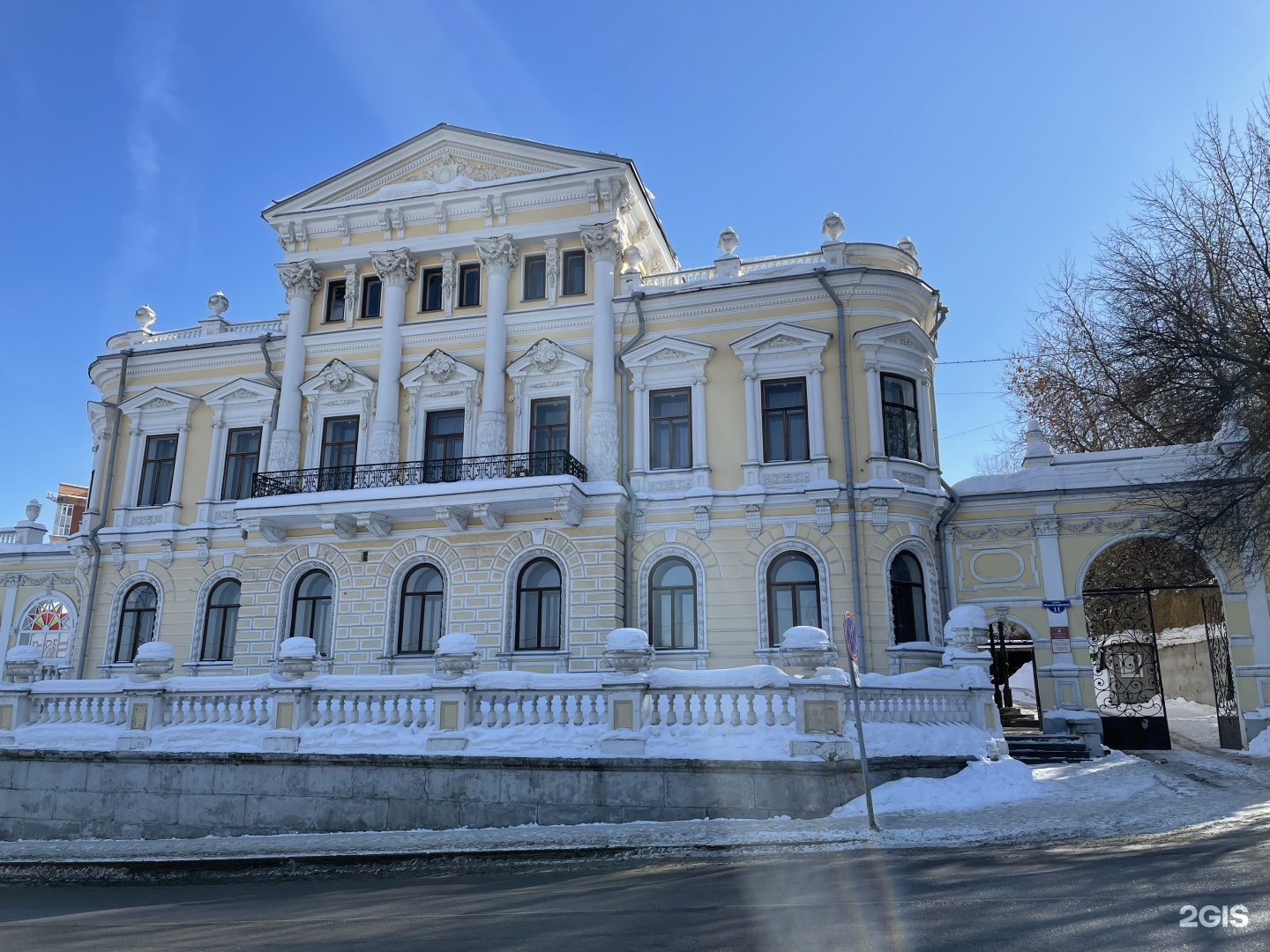 Монастырская 2 Пермь музей. Монастырская 11 Пермь. Пермский краеведческий музей Машкова.