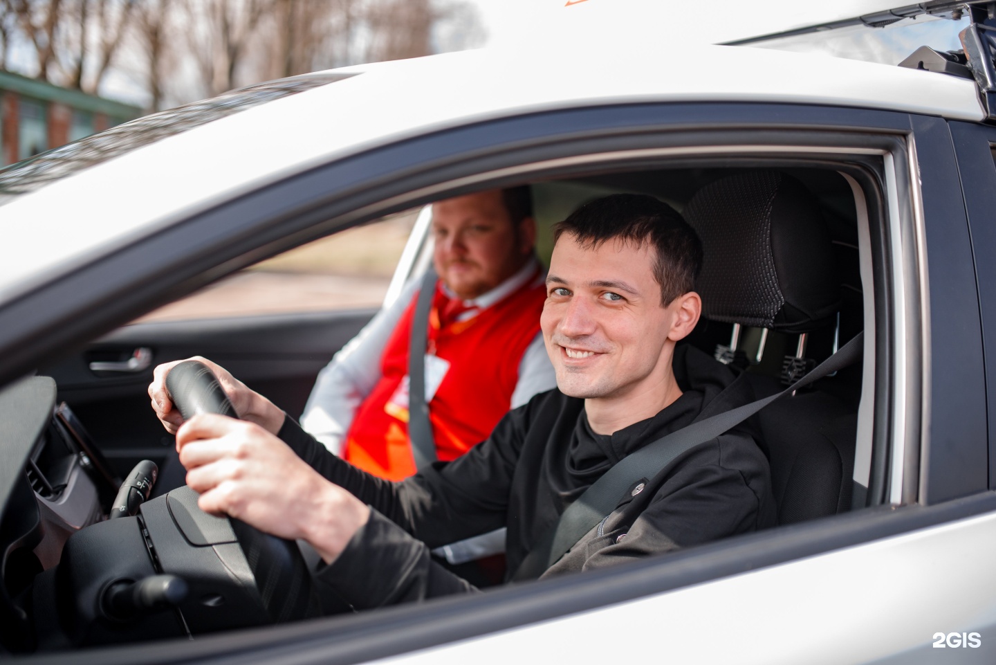 Driving school. Автошкола. Ученик автошколы. Автошкола права. Обучение в автошколе.