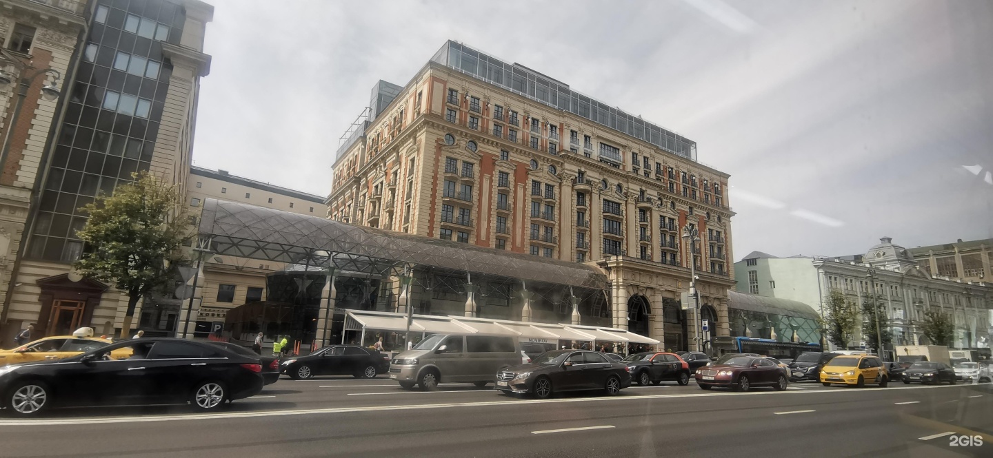 The Carlton ул. Тверская, 3. Москва Тверская улица 6 стр 1 Henderson. Отель Карлтон Москва. Сбербанк, г. Москва, Тверская улица, 22.