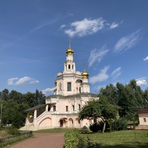 Фото от владельца Храм благоверных князей святых Бориса и Глеба в Зюзино