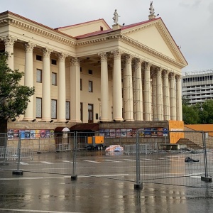 Фото от владельца Зимний театр