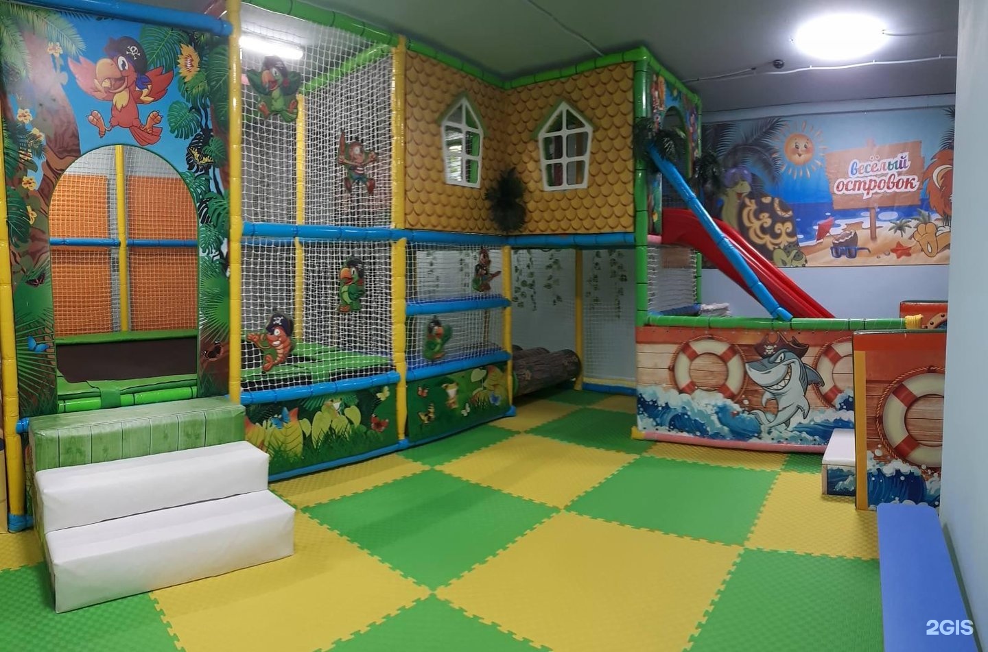 Акула детская игровая комната