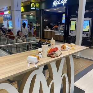 Фото от владельца McDonald`s, сеть ресторанов быстрого питания