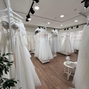 Фото от владельца Alisa wedding, магазин свадебных и вечерних платьев