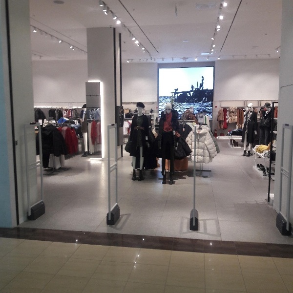 calvin klein chinook mall