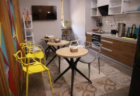 Хостел People Hostel & Suites в Бишкеке