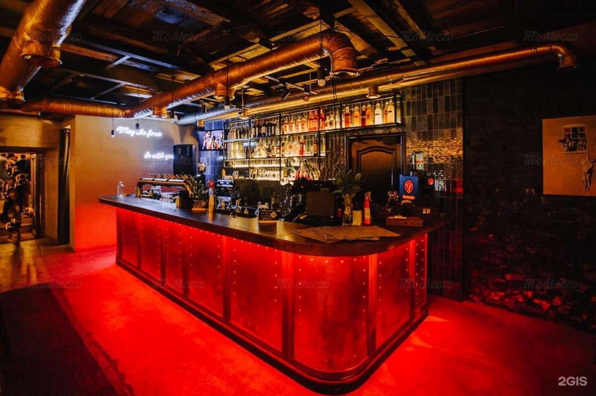 Ресторан конь и пес на таганке. Вино бар таганская. Бары на марксистской. Винный бар на таганской. Вино бар на таганке.