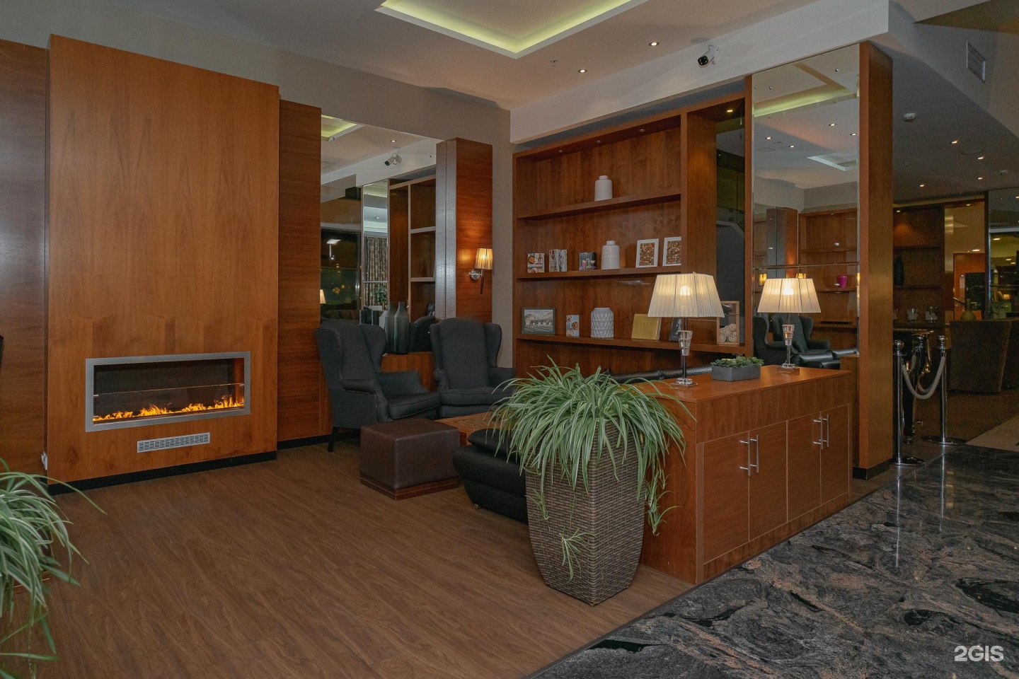 Отель шератон подмосковье. Отель Sheraton Moscow Sheremetyevo. Sheraton Moscow Sheremetyevo Airport Hotel. Sheraton SKYPOINT Luxe 5*. Шератон Шереметьево зал.