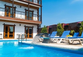 Отель Villa Laguna в Геленджике