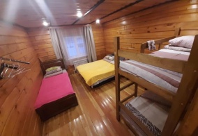 Хостел Ice hostel Baikalsk в Байкальске