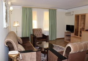 Отель Шахристан в Дербенте