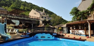 Архипо-Осиповка: Отель Оазис