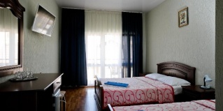 Лоо: Гостевой дом 4 сезона