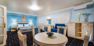 Лазаревское: Отель Dvin