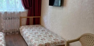 Геленджик: Гостевой дом Людмила