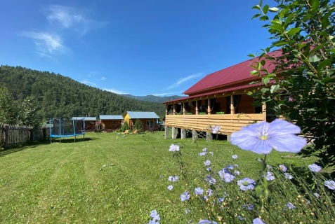 Чемал: Турбаза Госпожа Удача