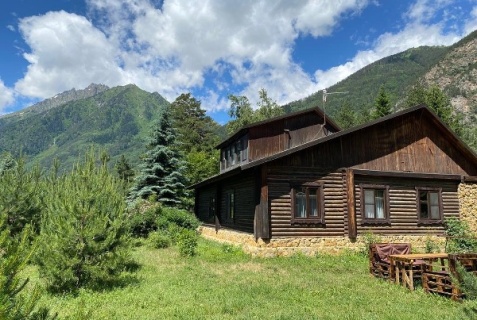 Теберда: Гостевой дом Чегет