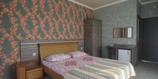 Лазаревское: Гостевой дом Laza plaza