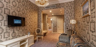 Эстосадок: Отель Невский