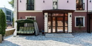 Эстосадок: Отель Тройка
