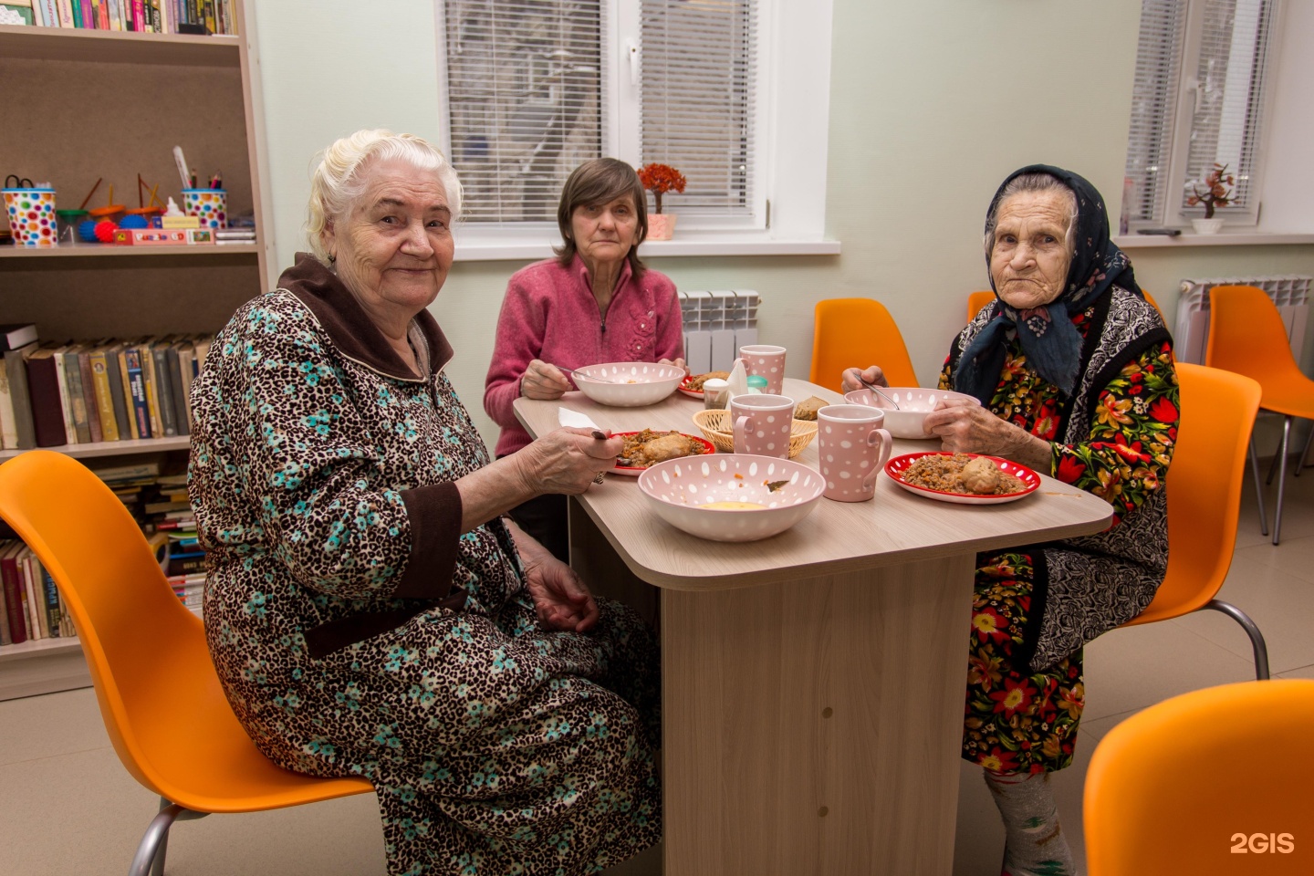 Хоспис для пожилых людей 88007754613. Дом престарелых Южно-Сахалинск.