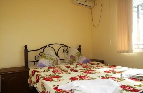 Лоо пос.: Гостевой дом Якорь