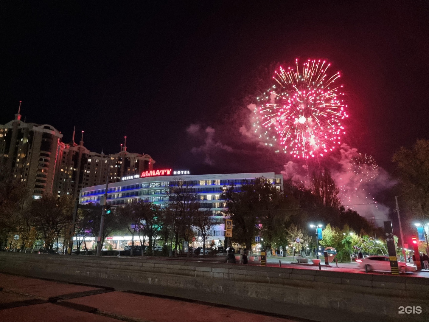 Гостиница алма-ата на улице ленина. Алма-ата гостиница казахстан. Алматинское мороженое. Гостиница алма ата боровое. Гостиница алма-ата в алматы.
