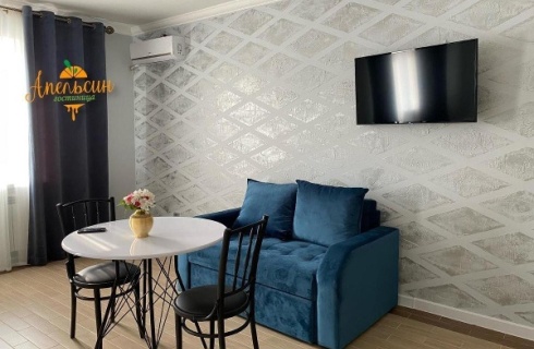 с. Сабнова: Отель Апельсин