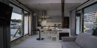 Санкт-Петербург: Коттедж Whitemare