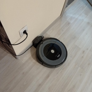 Фото от владельца iRobot, магазин роботов-пылесосов