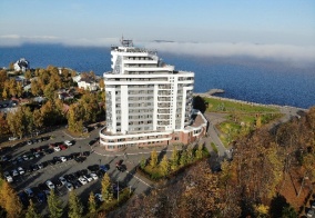 Отель Cosmos Petrozavodsk Hotel на Онежском озере