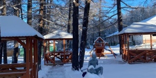 Абзаково: Отель Орленок