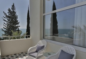 Курортный отель Garden Resort в Гагре