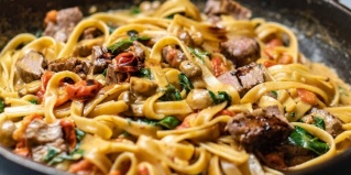 Кузнецы: Отель Аристократ