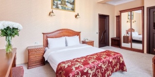 Сочи: Отель Чеботарёвъ